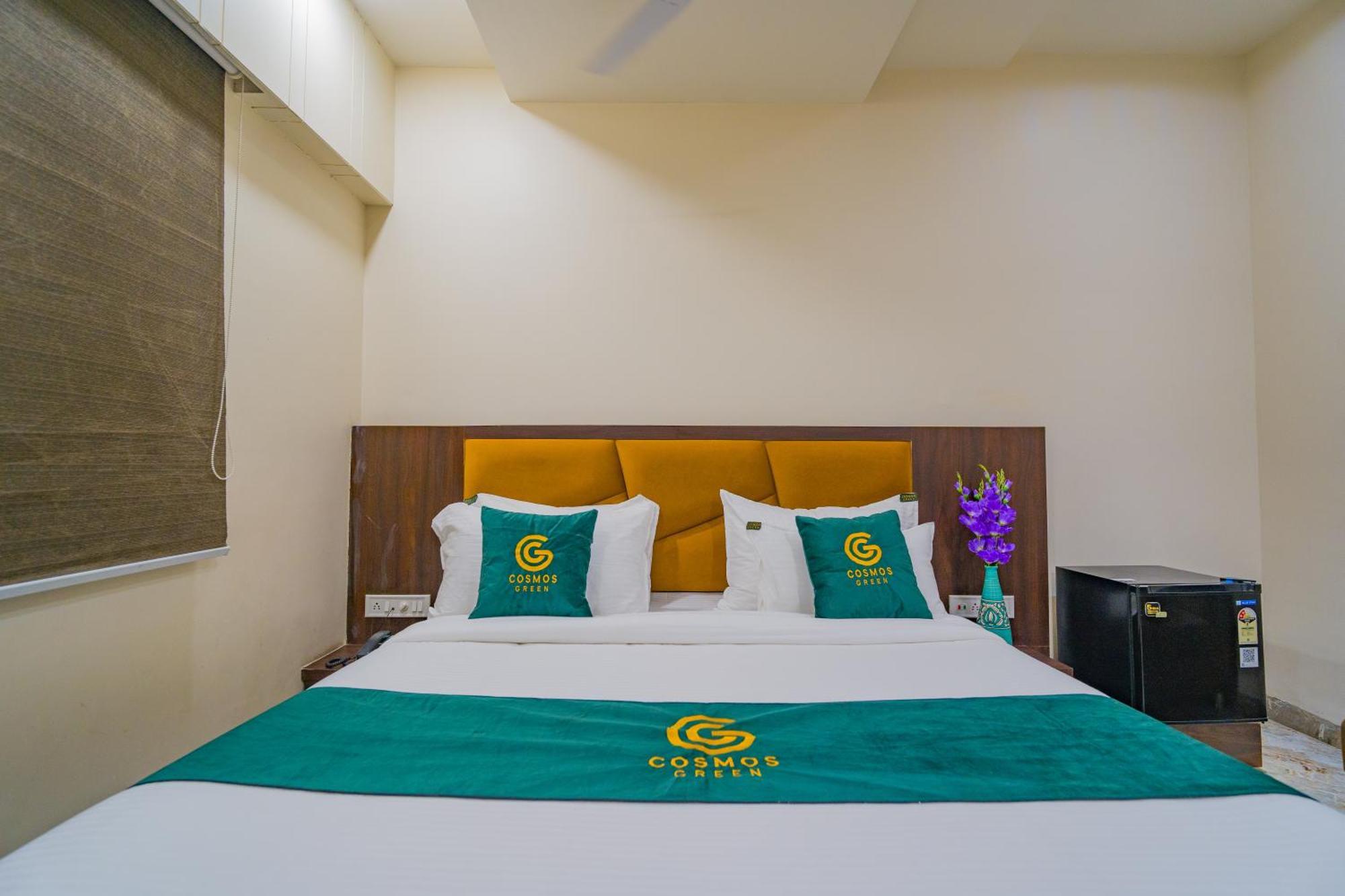 Hotel Kanha Shree By Cosmos Green インドール 部屋 写真