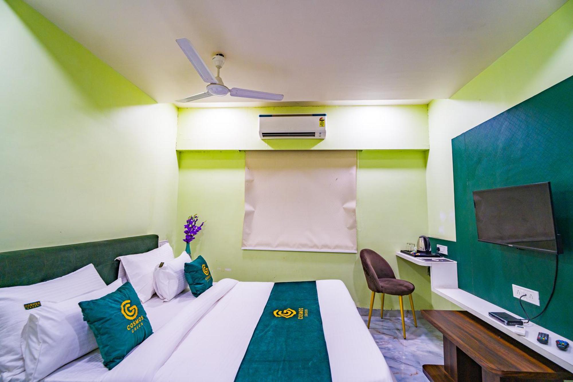 Hotel Kanha Shree By Cosmos Green インドール 部屋 写真