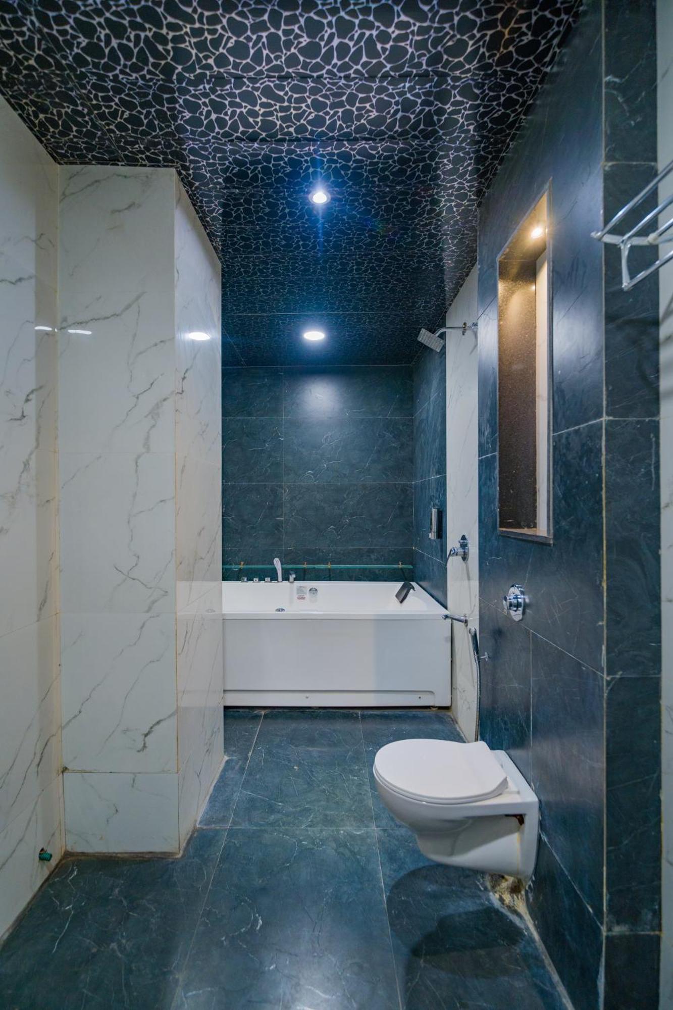 Hotel Kanha Shree By Cosmos Green インドール 部屋 写真